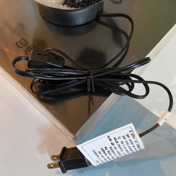 Lamp - Soccer Ball Kids Lamp - Picture 5 of 8